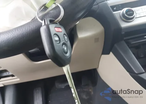 2017 Subaru Legacy 2.5I Premium из США, поврежденный, VIN 4S3BNAC66H3039637